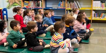 Lengua de signos, voleibol y bebecuentos, novedades del programa cultural y deportivo de Carbajosa este curso