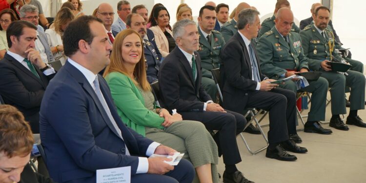Santa Marta consigue el compromiso de Grande-Marlaska para finalizar el proyecto del nuevo cuartel con la construcción de las viviendas para la Guardia Civil