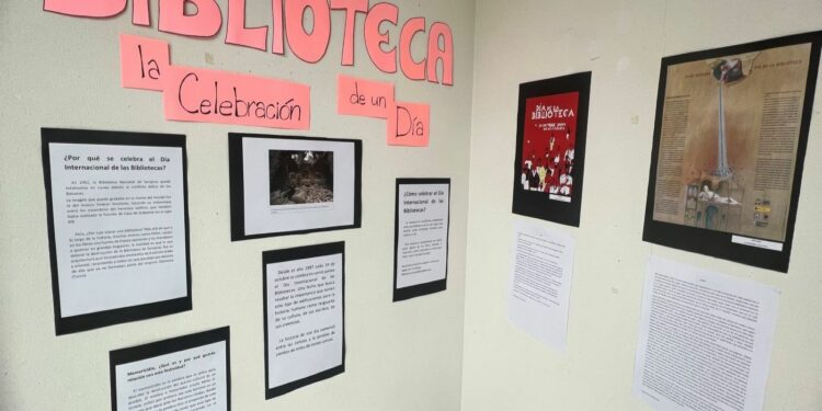 La exposición sobre la historia del Día de la Biblioteca abre la semana de actividades literarias en Carbajosa