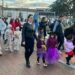 Piñatas, chuches y música para los pequeños monstruos de Doñinos