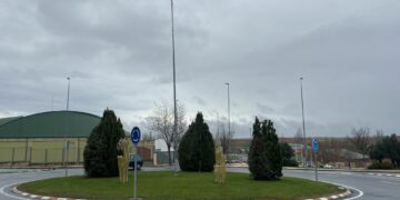 Carbajosa solicita al Ministerio de Defensa la cesión de un avión C-101 para la rotonda ‘Víctimas del Terrorismo’