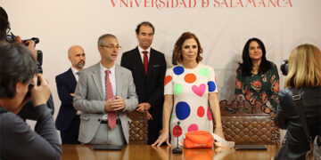 La USAL ‘ficha’ a Ágatha Ruiz de la Prada para completar la formación de sus estudiantes de Bellas Artes