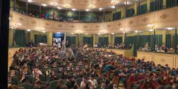 Los escolares de Salamanca y Santa Marta participan en el concierto didáctico ‘El humor en la ópera’