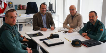 El Ayuntamiento y la Guardia Civil trabajan en futuras vías de colaboración para mejorar el servicio a los ciudadanos