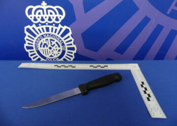 Detenido en la Chinchibarra por amenazar a varios vecinos con un cuchillo