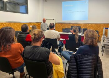 Los empresarios de los polígonos de Carbajosa inician su formación en defensa personal para reforzar la seguridad del tejido industrial