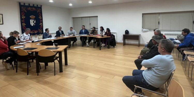 Creada la comisión especial de investigación para esclarecer las presuntas irregularidades en las reparaciones de la red de agua de Doñinos