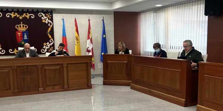Villares libera 464.000 euros del remanente para nuevas inversiones y gastos en servicios municipales