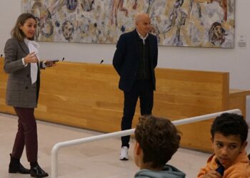 Los alumnos del Martín Gaite visitan el Ayuntamiento de Santa Marta con motivo del Día de la Constitución