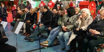 Cientos de personas disfrutan de las primeras actividades de la Feria Navideña de Santa Marta