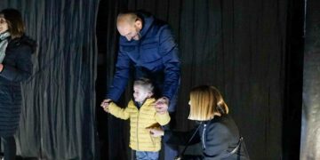 Emotivo homenaje a Javi Gallo al que Santa Marta le dedica la pintura mural ‘Sueña’