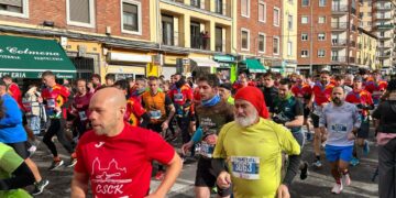 Jorge Blanco y Gema Martín lideran la XXXIX San Silvestre Salmantina entre 6.000 corredores