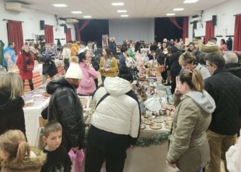 La solidaridad de los vecinos inunda la Navidad de Castellanos