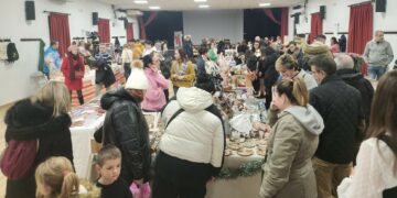 La solidaridad de los vecinos inunda la Navidad de Castellanos