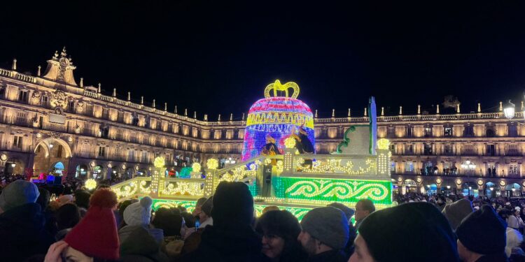 Salamanca se rinde a la magia de Sus Majestades de Oriente