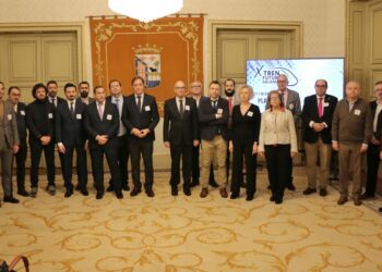 El alcalde pide la movilización de la ciudad ‘Por un tren de futuro para Salamanca’