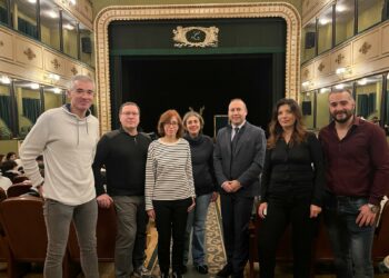 Más de 500 alumnos de Secundaria y Bachillerato disfrutan del teatro y de la obra ‘Vive Molière’