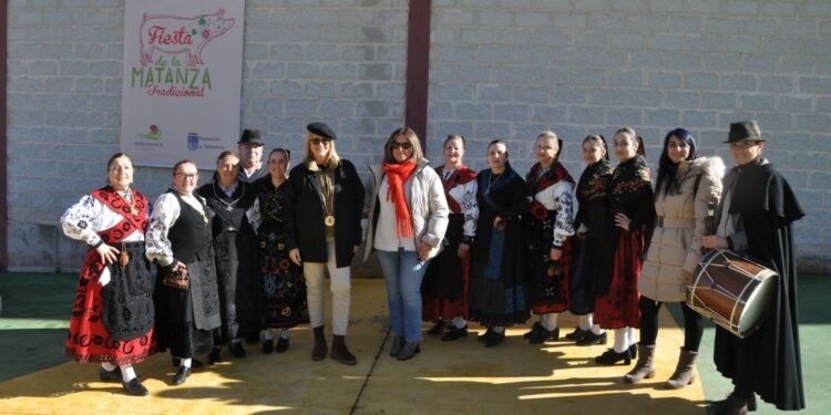Jornada soleada para disfrutar de la matanza típica en Carrascal de Barregas