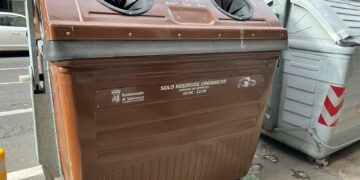 El nuevo contrato de limpieza y recogida de residuos en Carbajosa supondrá 2,1 millones e incorporará el contenedor marrón de materia orgánica