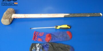 Pillado ‘infraganti’ robando en el interior de un bar