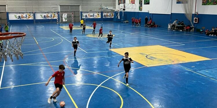 El Torneo de Reyes de fútbol sala reúne a 350 jugadores en Villamayor