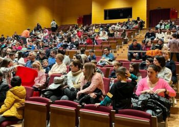 Una quincena de bebecuentos, cuentacuentos y teatro para escolares centran el programa de la Biblioteca Municipal de Villares para este trimestre