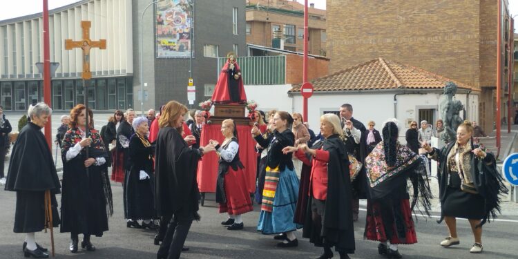 Las Águedas de Santa Marta mantienen viva la tradición para honrar a su Patrona