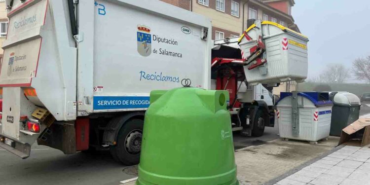 Carbajosa recoge más de 300 toneladas de papel, envases y vidrio para su reciclaje en 2023