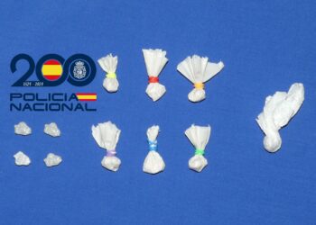 Detenido un joven de 18 años que llevaba ocho envoltorios con hachís y MDMA
