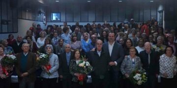 La gala ’50 años juntos’ reconoce la importancia y los valores de las personas que han celebrado las Bodas de Oro