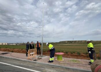 Carbajosa instala alumbrado público en la carretera de Navahonda y el parque ‘Fuente de Valdehigal’ con 53 puntos de iluminación led