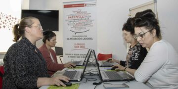 Cruz Roja Santa Marta forma a desempleados en ‘Actividades de auxiliar de comercio’ para facilitar su acceso al mercado laboral