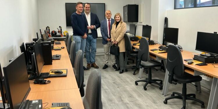 El Centro de Educación de Adultos estrena instalaciones en el nuevo complejo formativo y cultural de Santa Marta