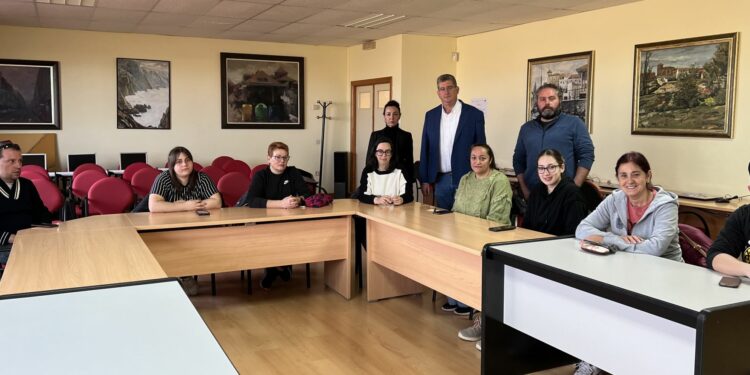 Ocho desempleados comienzan su formación en jardinería con la AFE ‘Paisajes de Cabrerizos’