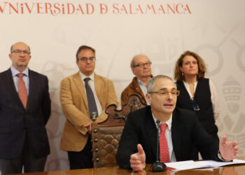 Ricardo Rivero dimite como rector de la Universidad de Salamanca
