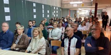 Cultura y gastronomía en la Escuela de Hostelería para presentar el libro de Isabel Bernardo ‘Los gatos no hacen preguntas’