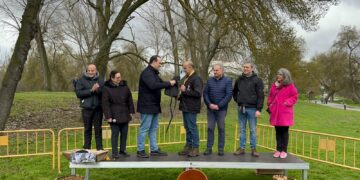 Más de 700 personas se vuelcan con las tradiciones y con la Fiesta de la Matanza que se ha celebrado en la Isla del Soto