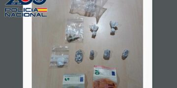 Detenido un joven con varios envoltorios de hachís y speed listos para la venta