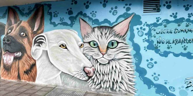 Rober Bece dedica a las mascotas su última pintura de gran formato ‘No al abandono’