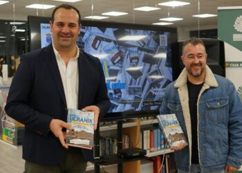 Santa Marta acoge la presentación de la obra, ‘Ucrania, el triángulo del valor’