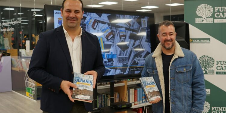 Santa Marta acoge la presentación de la obra, ‘Ucrania, el triángulo del valor’