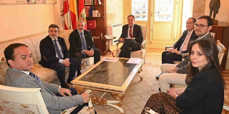 Encuentro para ultimar los detalles y la celebración de la Semana Santa
