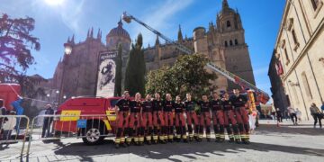 Cinco bomberos del Ayuntamiento de Salamanca participan en Coimbra en la carrera internacional de resistencia