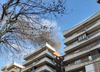 Susto por el incendio de una caldera en la avenida Comuneros de la capital