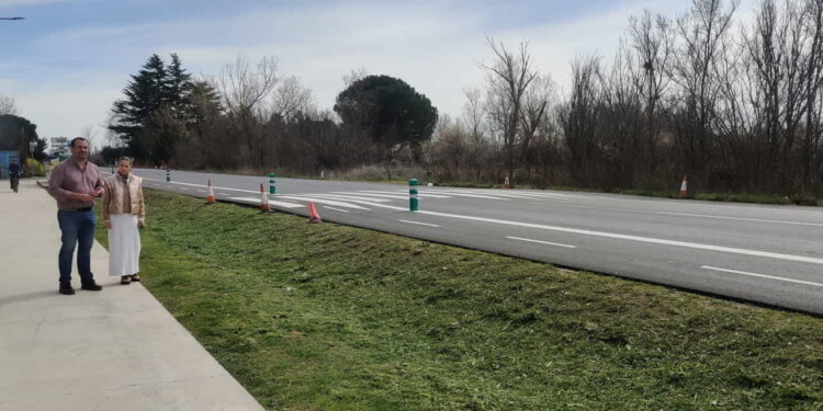 El Ayuntamiento renueva el pavimento de las zonas más transitadas de la Carretera Madrid