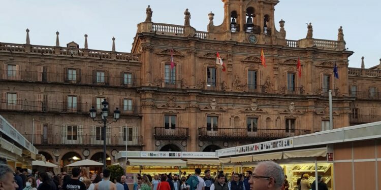 La 42ª Feria del Libro de Salamanca, en el aire al quedar desierta la contratación del certamen