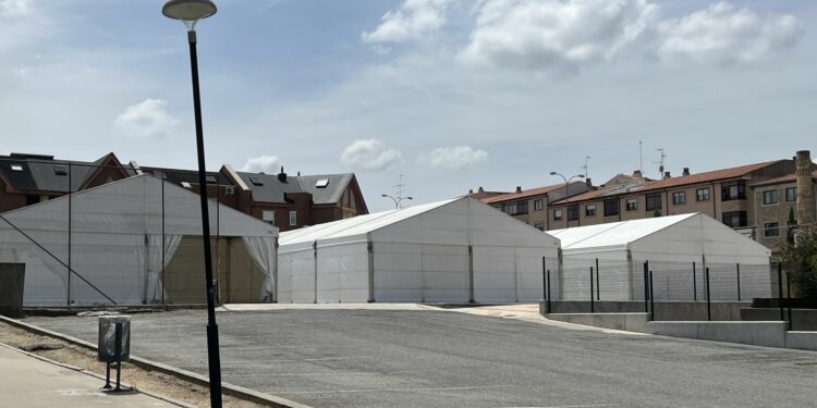 Las doce primeras peñas en inscribirse tendrán carpa para las Fiestas de la Virgen de los Remedios
