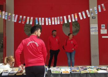 El mercadillo de libros solidarios y el taller de cómic, novedades del Día del Libro en Villares dentro del programa cultural de primavera de la Biblioteca