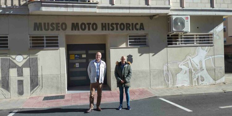 El Ayuntamiento instala climatización en el Museo de la Moto Histórica