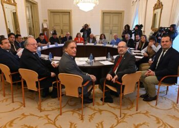 Nuevas medidas para solicitar a La Moncla y al Ministerio de Transportes la recuperación de la cuarta frecuencia ferroviaria con Madrid